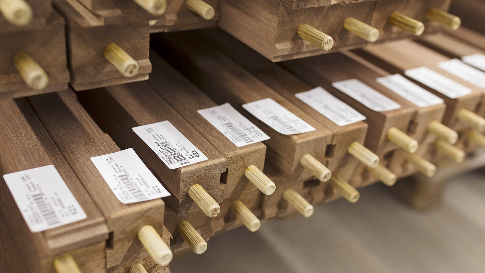 HOUT100% | Header contact HOUT100% | Header contact