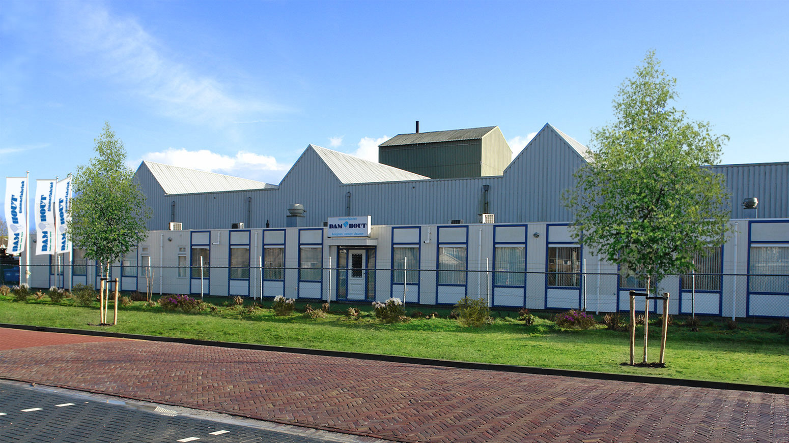 Timmerfabriek Dam Hout BV Harkema Voorzijde van Timmerfabriek Dam Hout