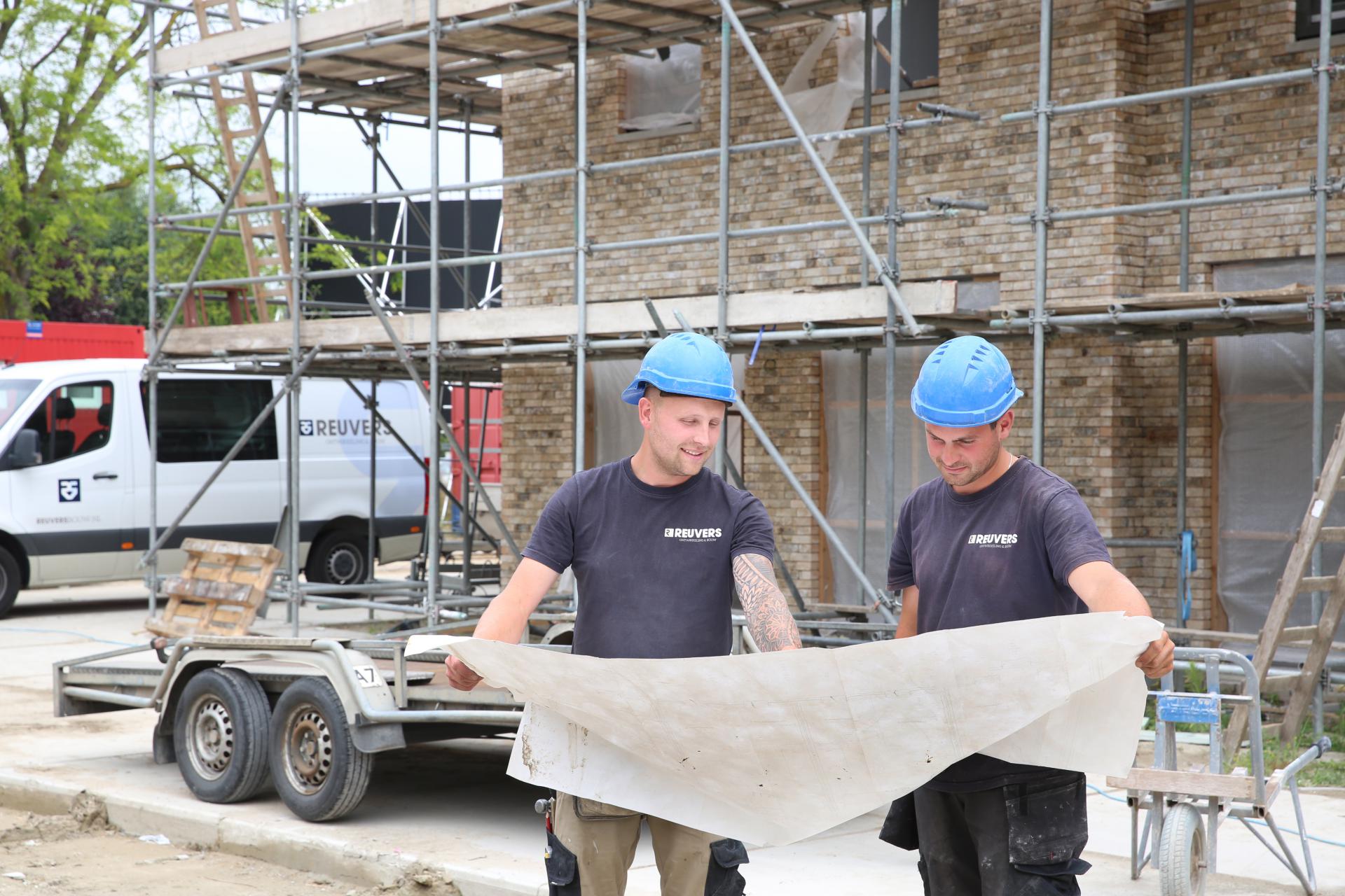 Reuvers Ontwikkeling & Bouw